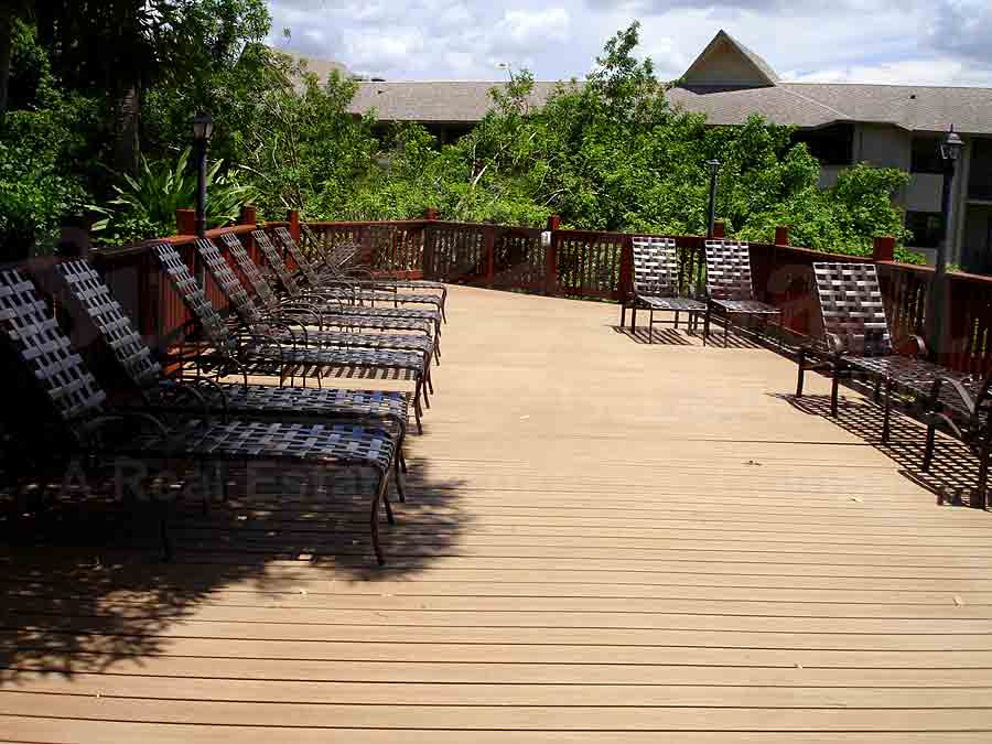 Park Shore Resort Sun Deck Furnishings